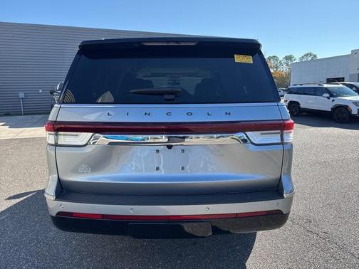 2024 Lincoln Navigator Black Label