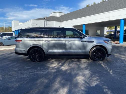 2024 Lincoln Navigator Black Label