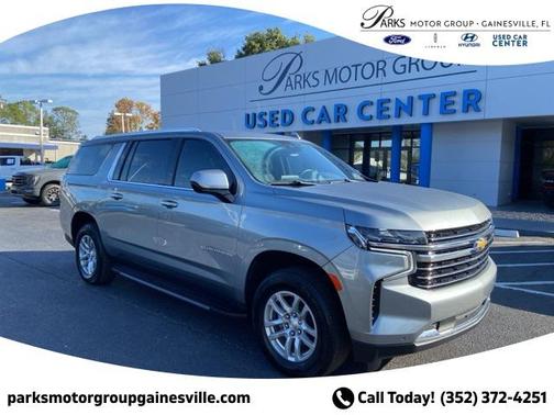 2024 Chevrolet Suburban LT