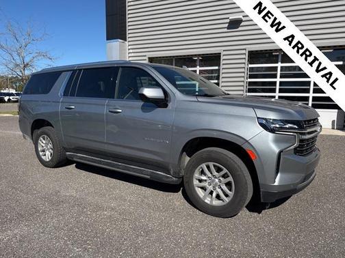 2024 Chevrolet Suburban LT