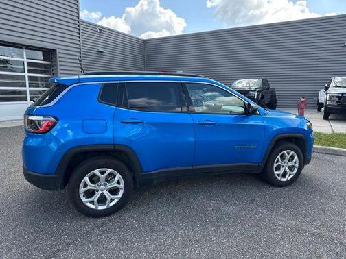 Hydro Blue Pearlcoat 2024 Jeep Compass Latitude