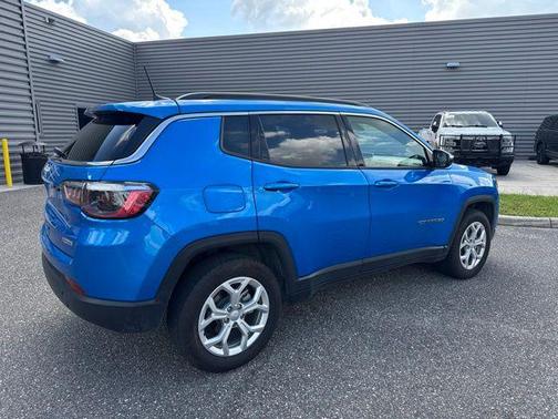 Hydro Blue Pearlcoat 2024 Jeep Compass Latitude