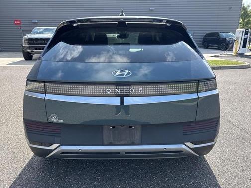 2022 Hyundai IONIQ 5 SEL