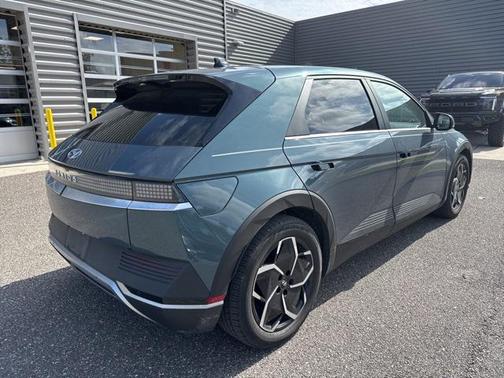 2022 Hyundai IONIQ 5 SEL