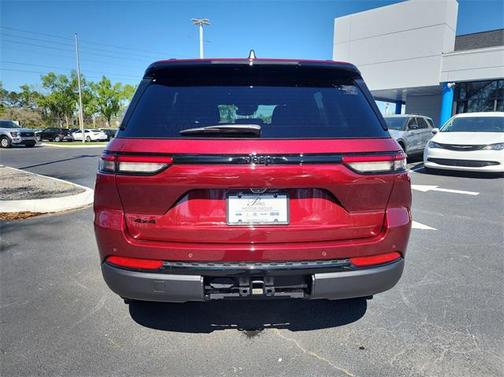 2024 Jeep Grand Cherokee Altitude
