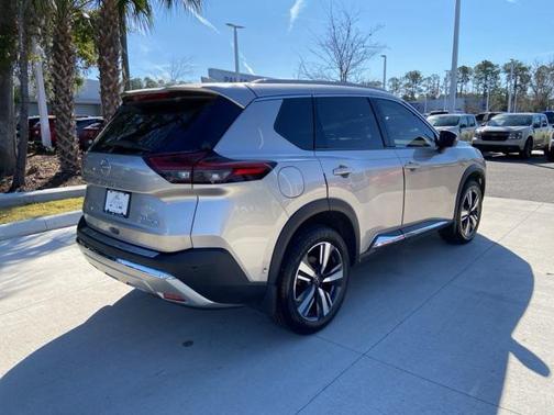 2022 Nissan Rogue Platinum