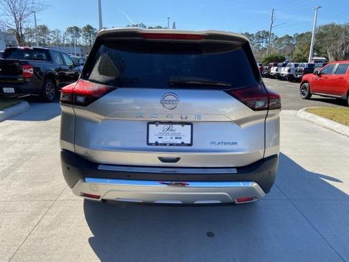2022 Nissan Rogue Platinum