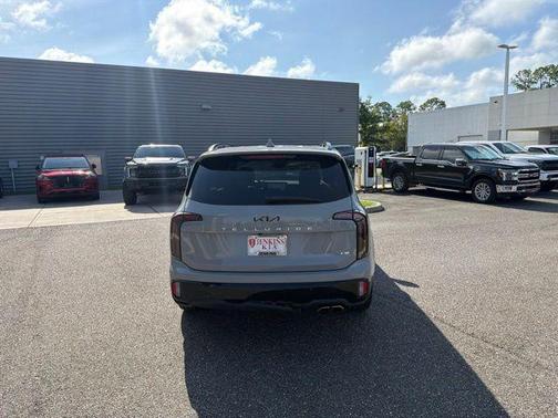Wolf Gray 2024 Kia Telluride SX Prestige X-Pro