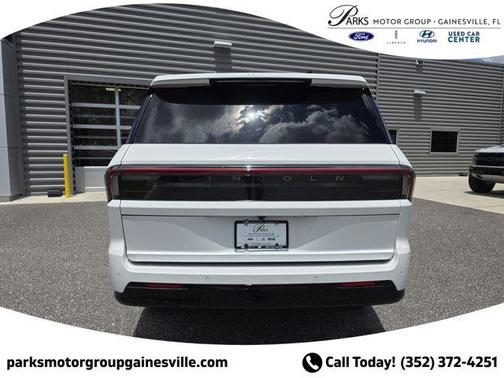 2025 Lincoln Navigator Reserve