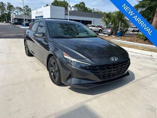 Portofino Gray 2022 Hyundai ELANTRA SEL
