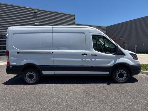Oxford White 2024 Ford Transit-250 Base