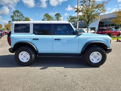 2025 Ford Bronco Heritage Edition