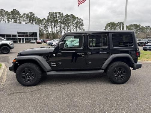 Black Clearcoat 2021 Jeep Wrangler Unlimited Sport
