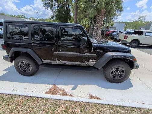 Black Clearcoat 2021 Jeep Wrangler Unlimited Sport