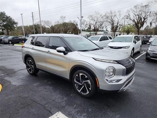 2023 Mitsubishi Outlander SE Special Editiont S-AWC