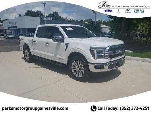Oxford White 2025 Ford F-150 Lariat