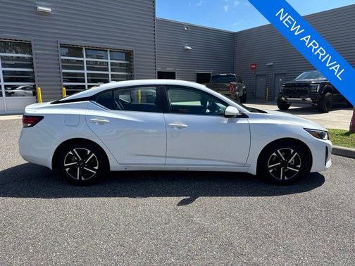 White 2024 Nissan Sentra SV