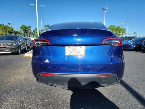 2021 Tesla Model Y Standard Range Rear-Wheel Drive