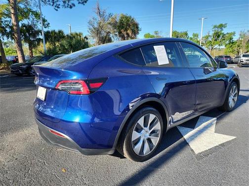 2021 Tesla Model Y Standard Range Rear-Wheel Drive