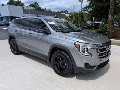 Sterling Metallic 2023 GMC Terrain AWD AT4