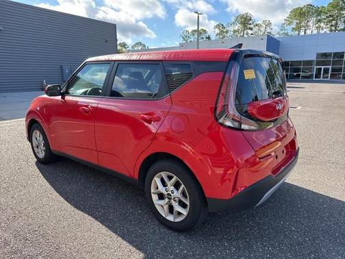2024 Kia Soul LX