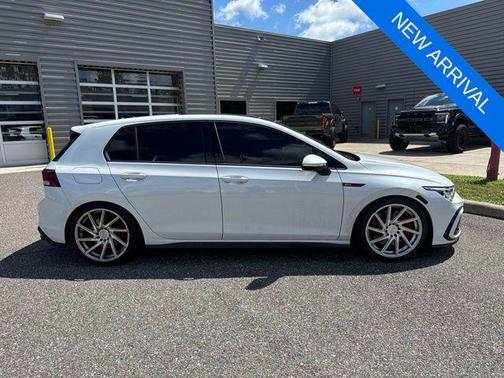 Oryx White Pearl 2022 Volkswagen Golf GTI 1.4T TSI
