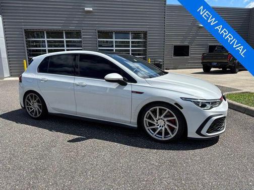 Oryx White Pearl 2022 Volkswagen Golf GTI 1.4T TSI