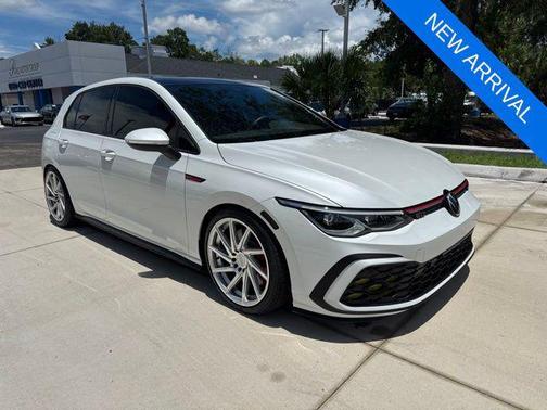 Oryx White Pearl 2022 Volkswagen Golf GTI 1.4T TSI