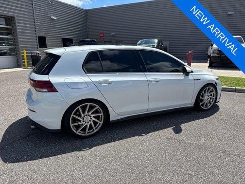 Oryx White Pearl 2022 Volkswagen Golf GTI 1.4T TSI