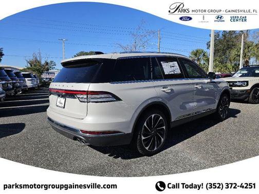 Ceramic Pearl Metallic Tri-Coat 2025 Lincoln Aviator Reserve AWD