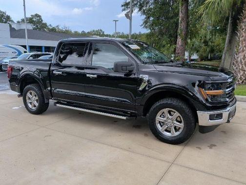 Agate Black Metallic 2025 Ford F-150 XLT
