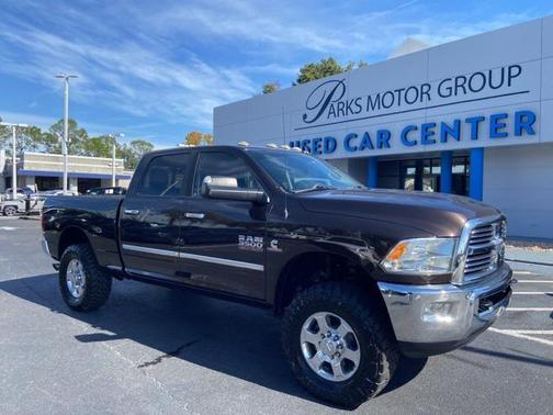 2017 RAM 3500 Big Horn Crew Cab 4x4 6'4' Box