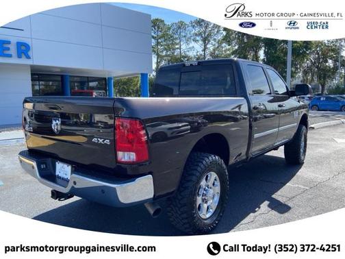 2017 RAM 3500 Big Horn Crew Cab 4x4 6'4' Box