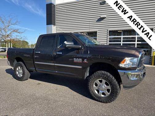 2017 RAM 3500 Big Horn Crew Cab 4x4 6'4' Box