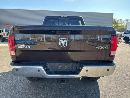 2017 RAM 3500 Big Horn Crew Cab 4x4 6'4' Box