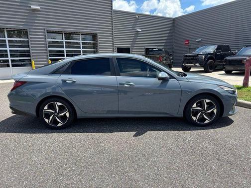 Electric Shadow 2021 Hyundai ELANTRA SEL