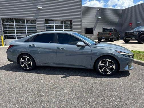 Electric Shadow 2021 Hyundai ELANTRA SEL