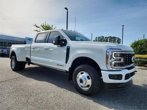 2025 Ford F-350 Platinum