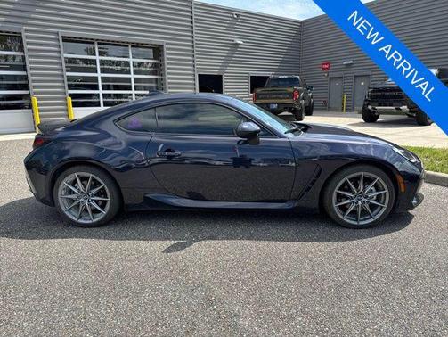 Galaxy Purple Pearl 2025 Subaru BRZ Series.Purple