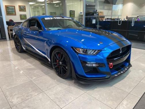 2020 Ford Shelby GT500 Base