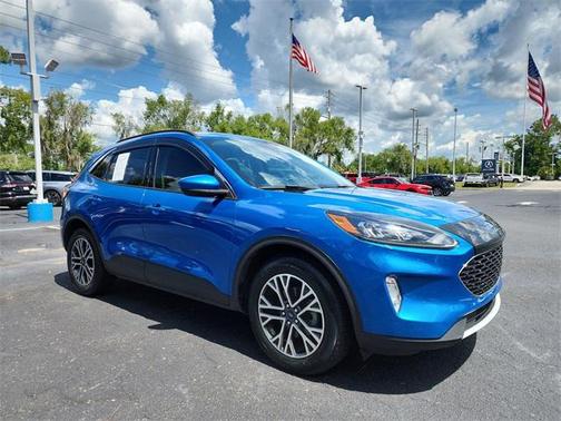 2020 Ford Escape SEL