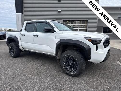 2024 Toyota Tacoma SR