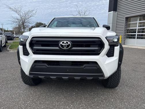 2024 Toyota Tacoma SR
