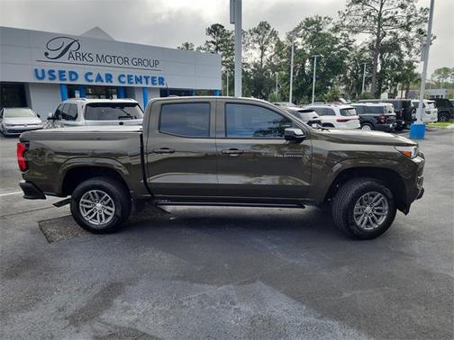2024 Chevrolet Colorado LT