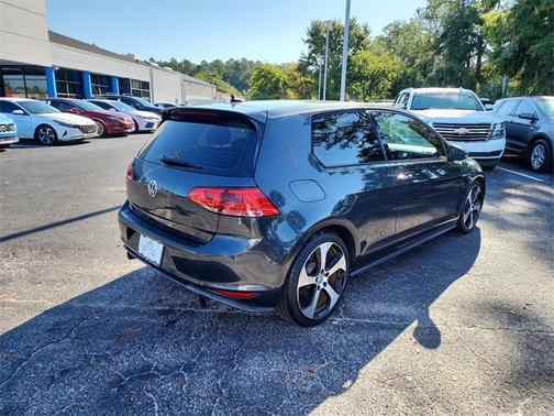 2015 Volkswagen Golf GTI 2.0T S 4-Door