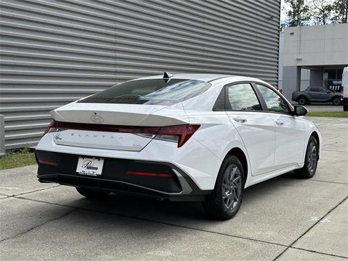 2024 Hyundai ELANTRA HEV Blue