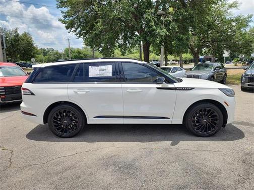 2025 Lincoln Aviator Reserve AWD