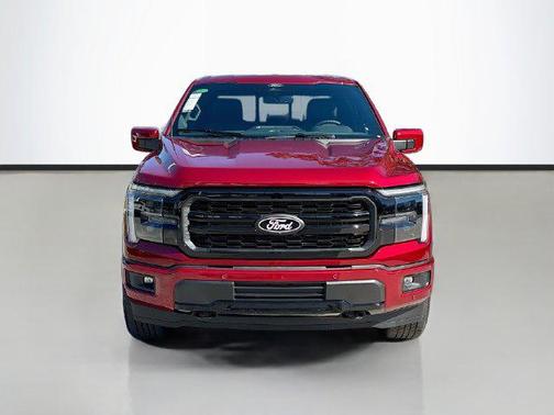 Ruby Red Metallic Tinted Clearcoat 2026 Ford F-150 Lariat