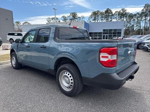 2023 Ford Maverick XL