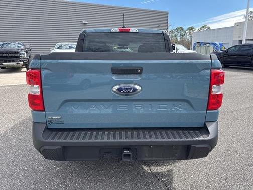 2023 Ford Maverick XL